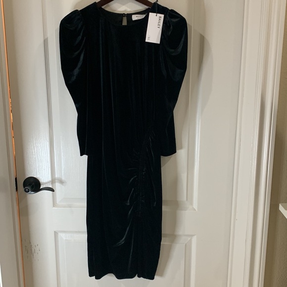 NWT Bailey 44 Lily dress size Medium in Black velvet. - Picture 6 of 11